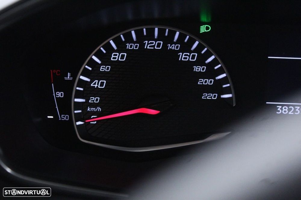 Peugeot 208 1.2 PureTech Active - 27