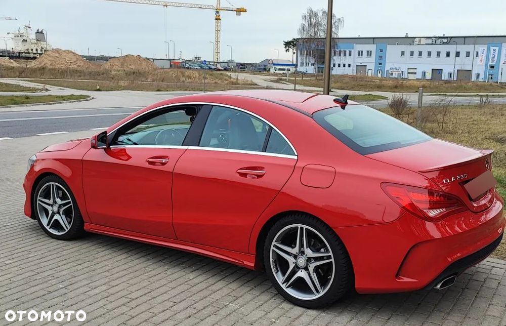 Mercedes-Benz CLA 250 7G-DCT AMG Line - 5