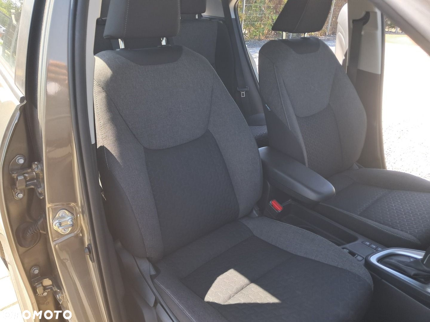 Toyota Yaris Cross - 12