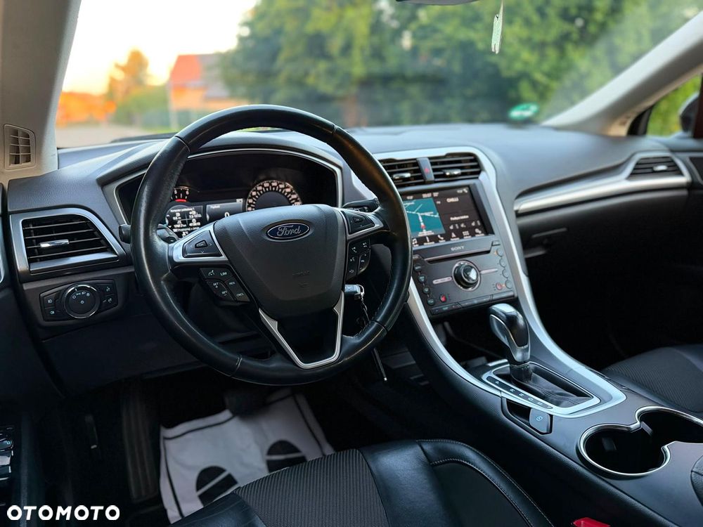 Ford Mondeo 2.0 TDCi PowerShift-Aut Allrad Titanium - 5