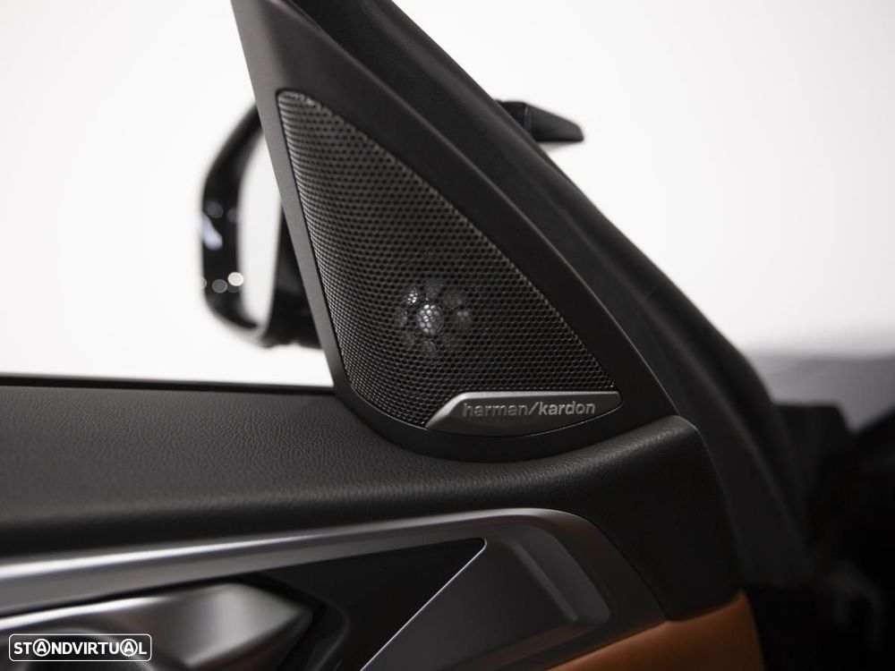 BMW M4 Competition xDrive - 48