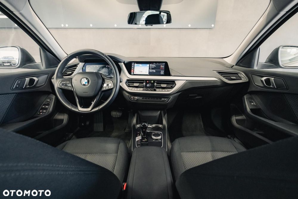 BMW Seria 1 - 11