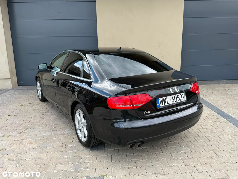 Audi A4 Limousine 2.0 TDI DPF Ambiente - 25