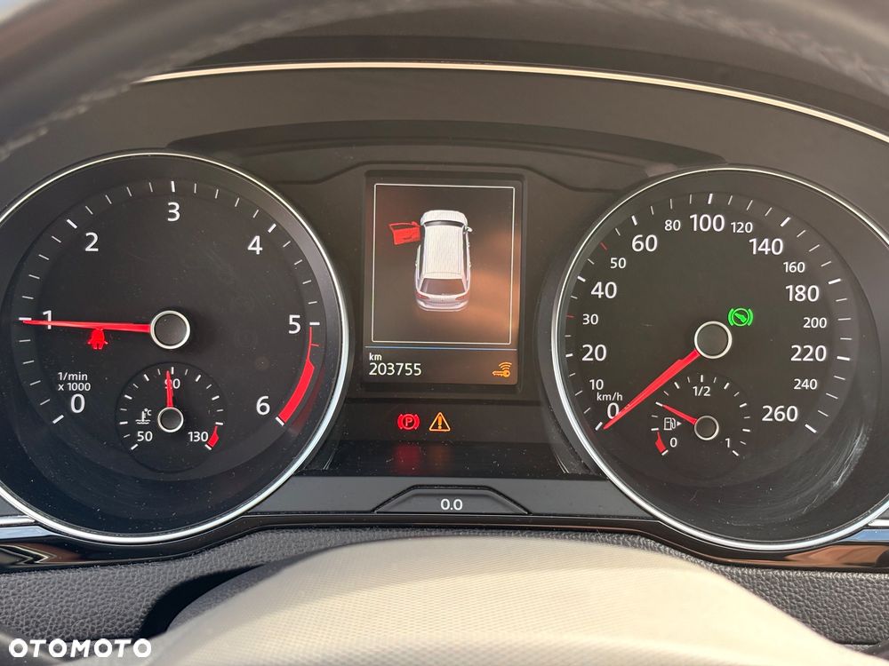 Volkswagen Passat 2.0 TDI EVO Elegance DSG - 17