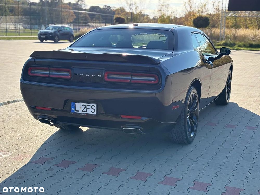 Dodge Challenger 3.6 SXT - 10