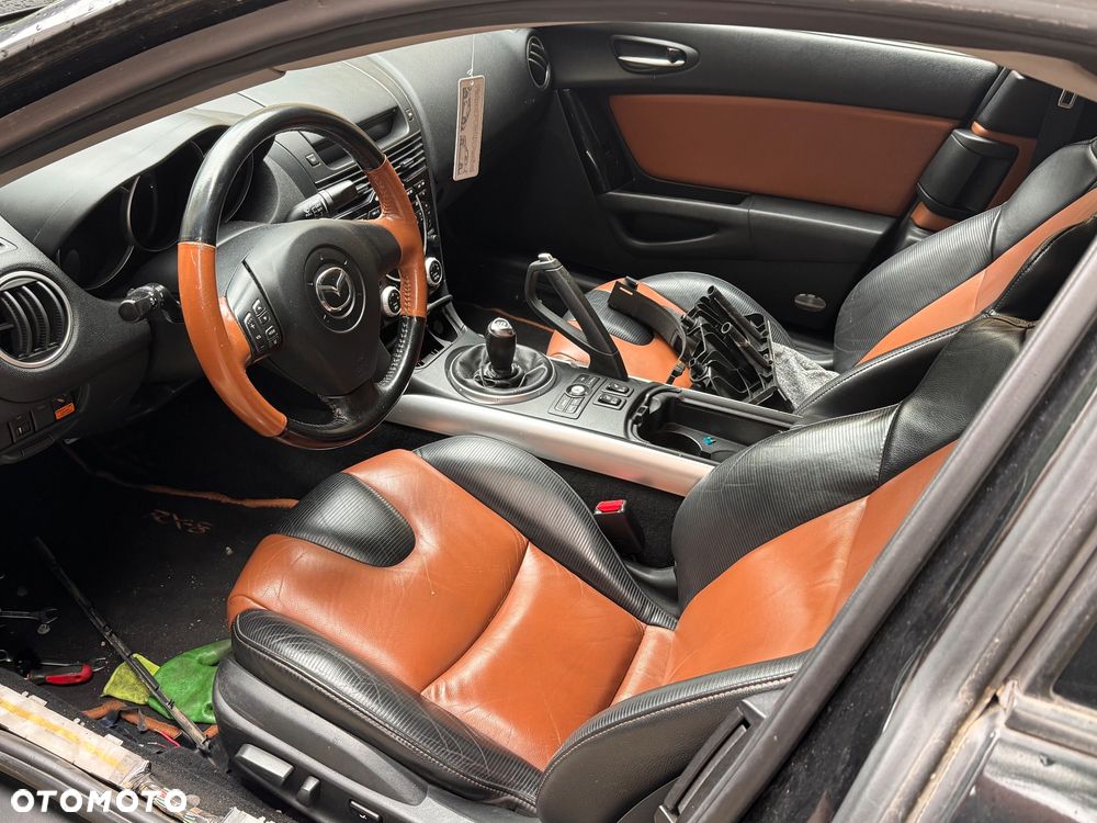 Mazda RX-8 Revolution - 6