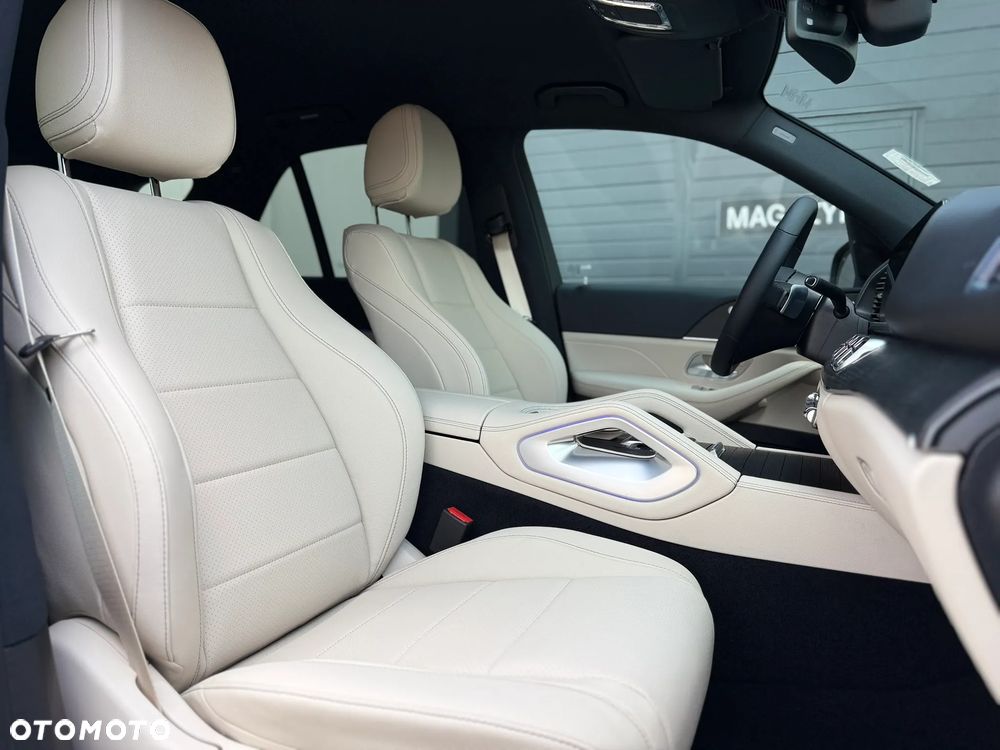 Mercedes-Benz GLE - 23