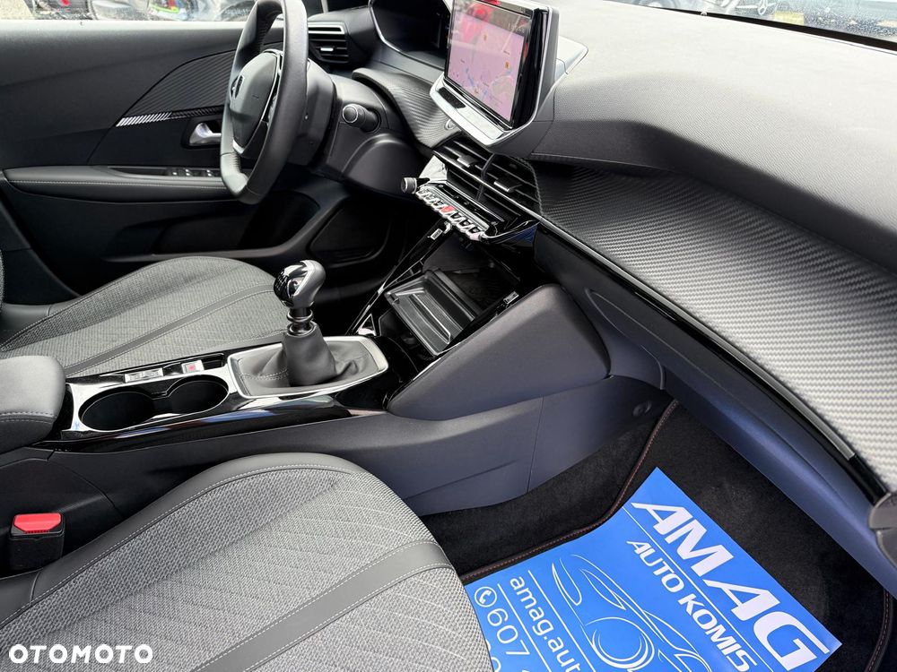 Peugeot 208 PureTech 100 Allure - 18