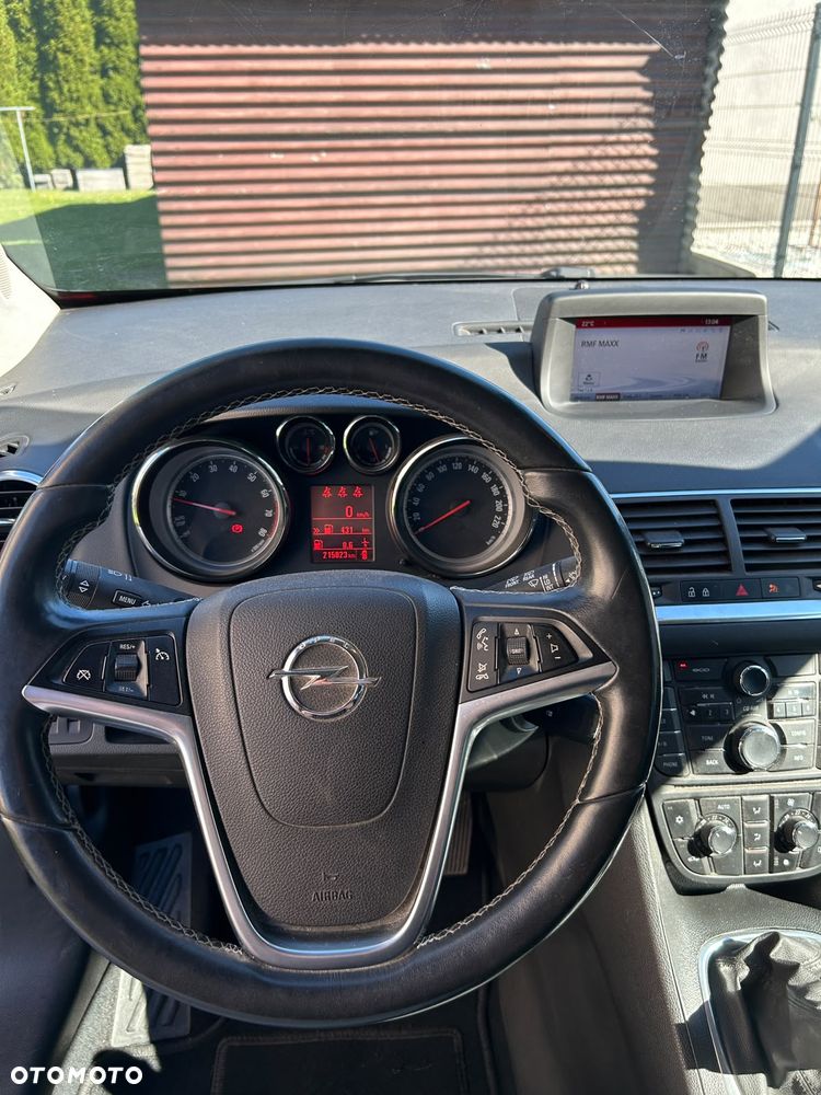 Opel Meriva - 8