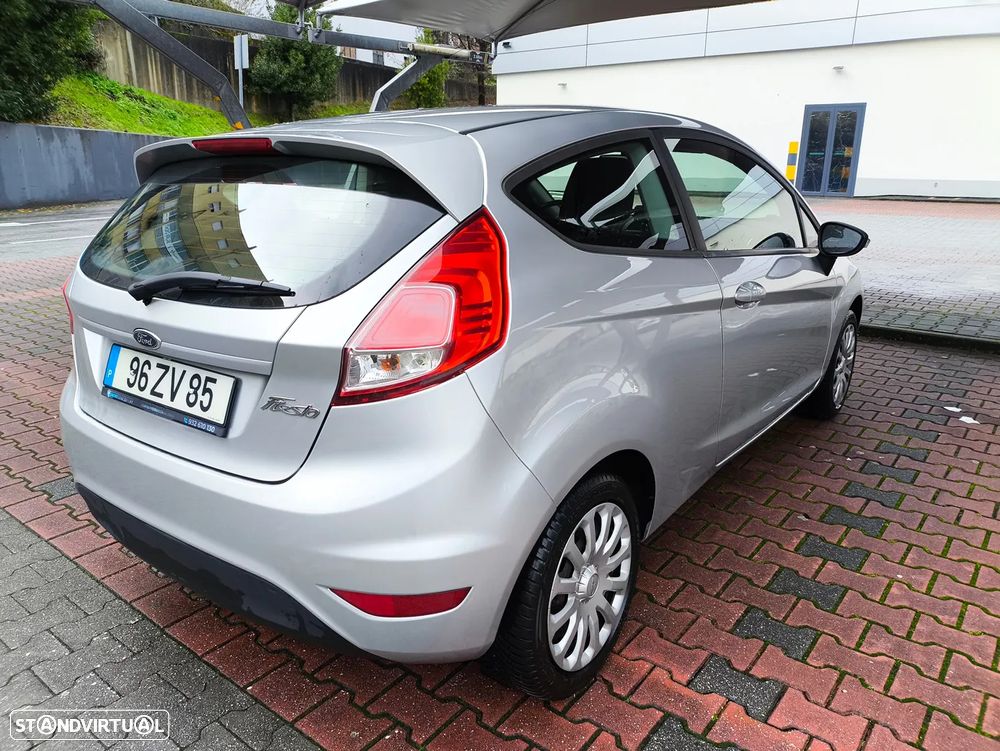Ford Fiesta - 2