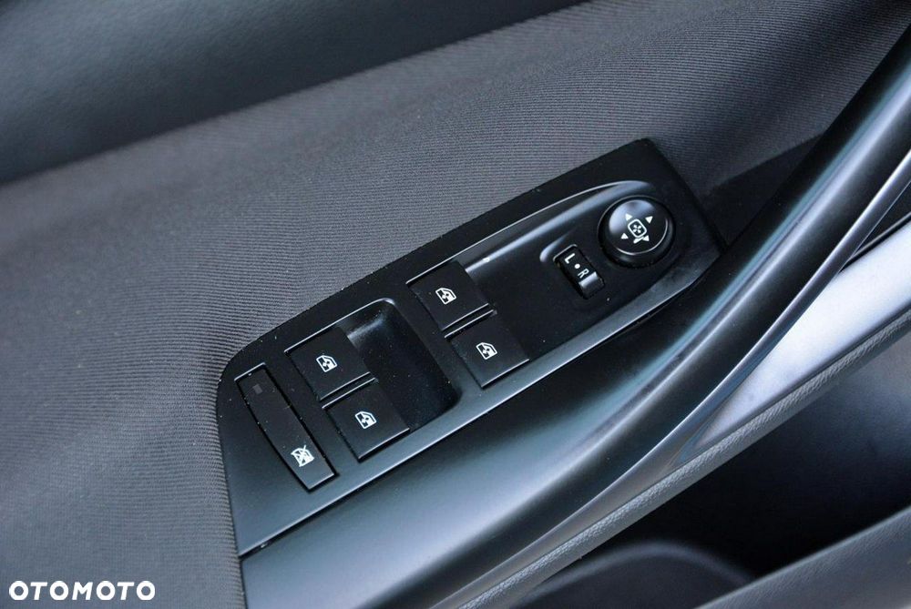 Opel Astra 1.6 D Automatik Start/Stop Edition - 29