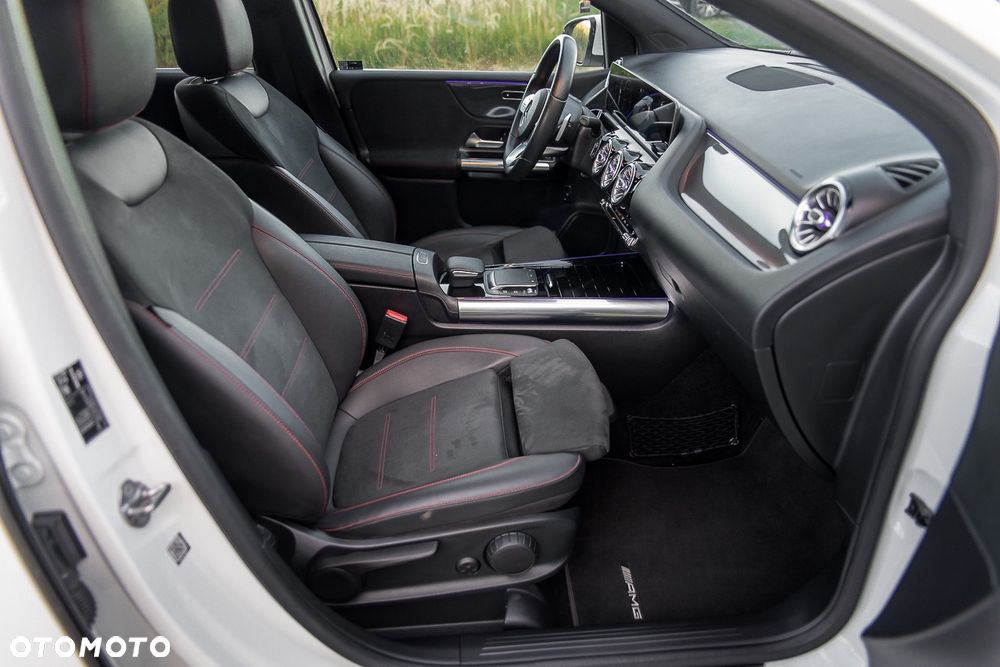 Mercedes-Benz Klasa B 200 d AMG Line 8G-DCT - 40