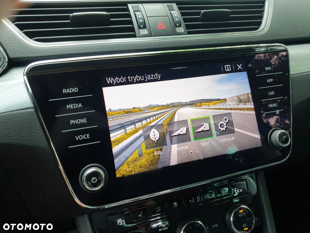 Skoda Superb 1.4 TSI Plug-In Hybrid Style DSG - 12