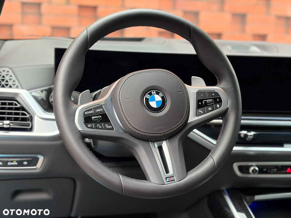 BMW X7 M60i xDrive mHEV sport - 28