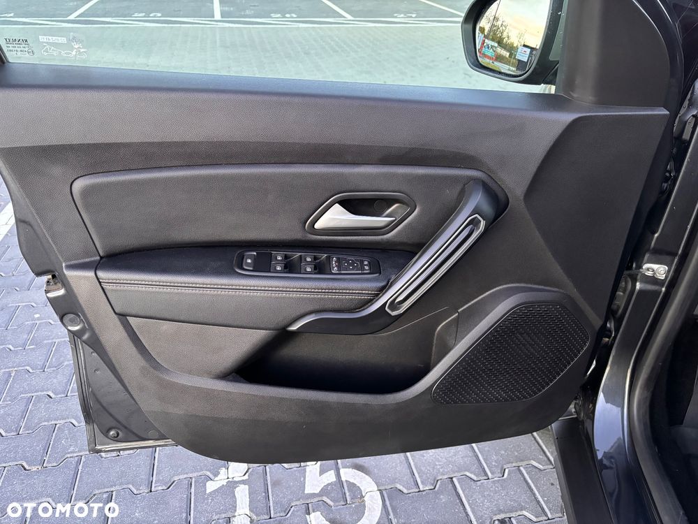Dacia Duster 1.0 TCe Journey - 11