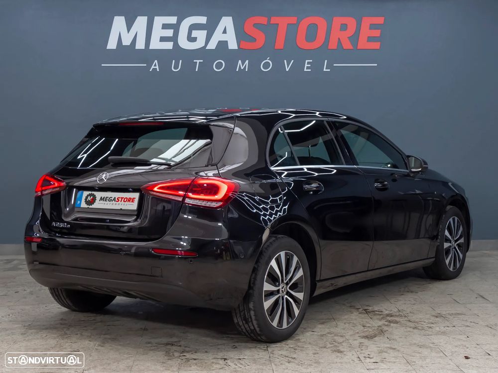 Mercedes-Benz A 250 e Style Plus - 7
