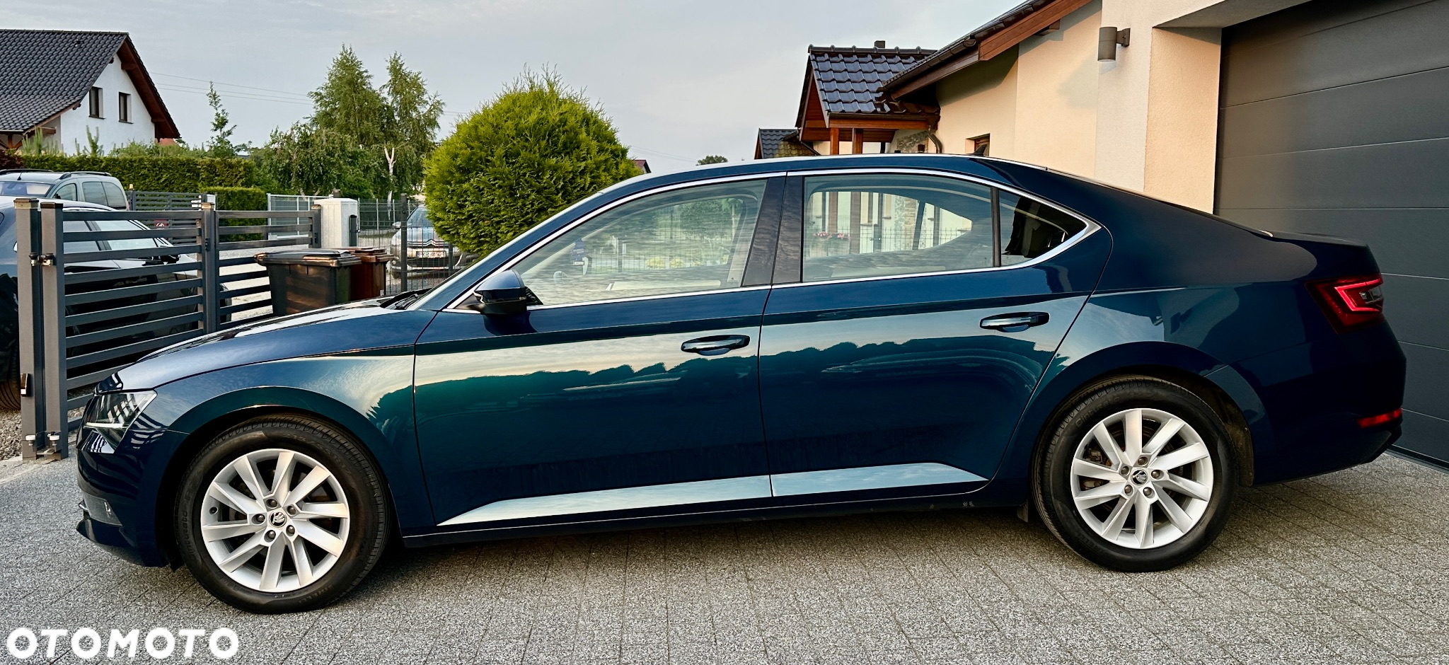 Skoda Superb 2.0 TDI Ambition DSG7 - 5