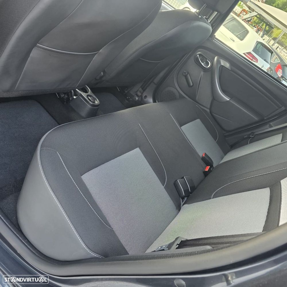 Dacia Duster 1.2 TCe SL Black Shadow - 9