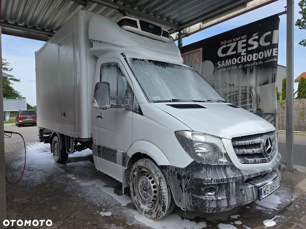 Mercedes-Benz Sprinter - 26