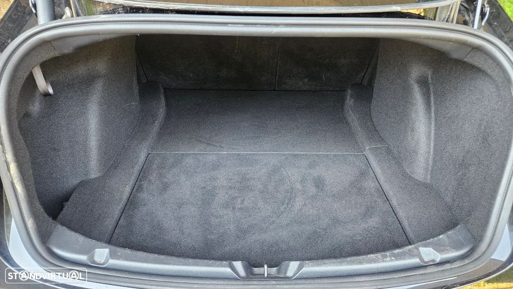 Tesla Model 3 Standard Range Plus RWD - 28