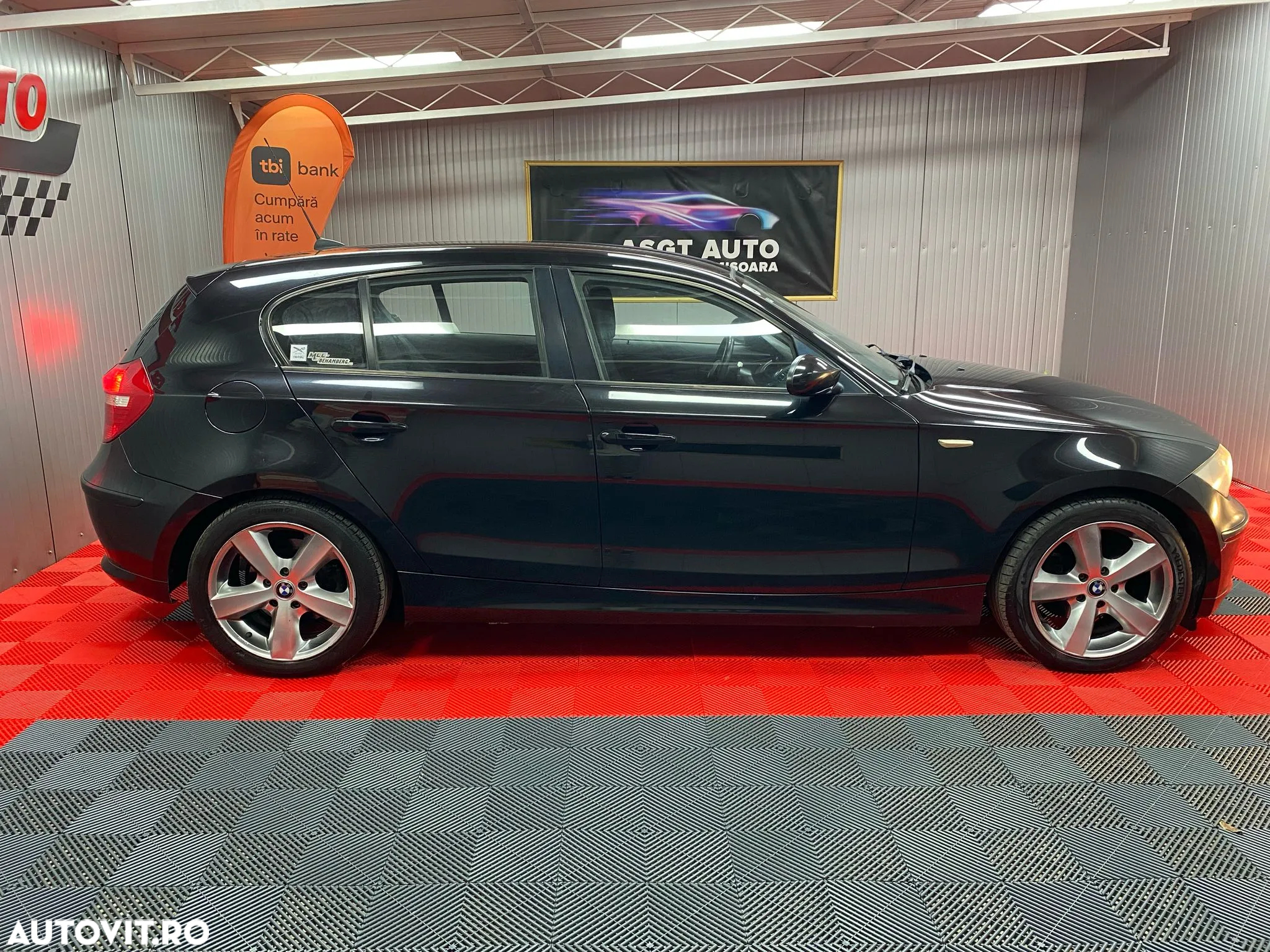 BMW Seria 1 - 22