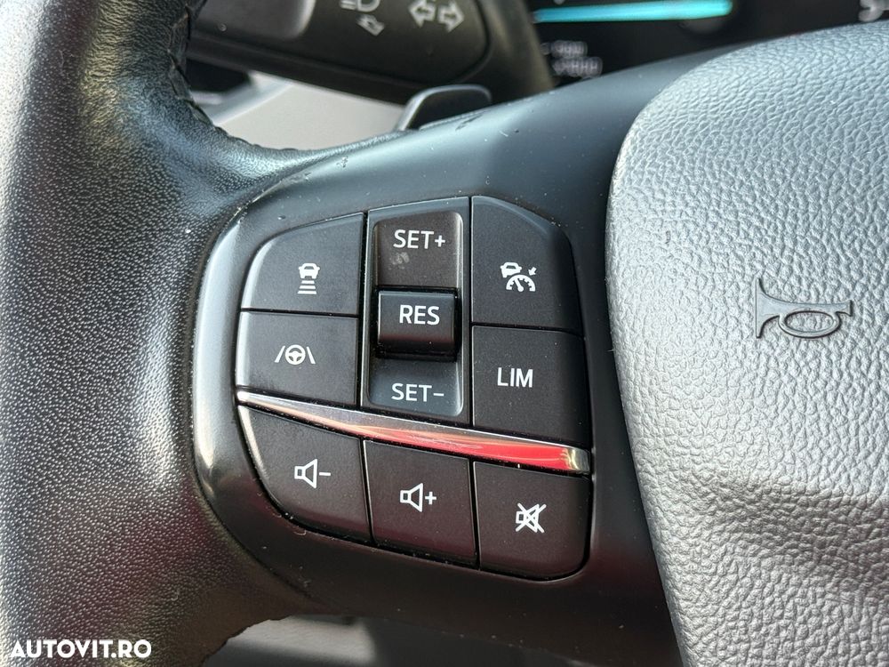 Ford Focus 1.5 EcoBlue Titanium - 12