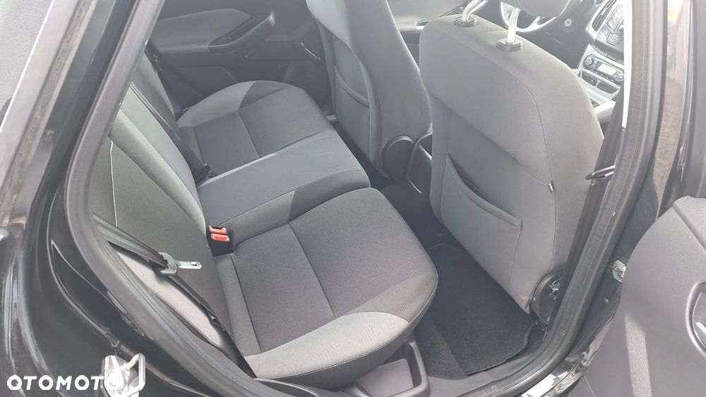 Ford Focus 1.6 Edition Start - 9