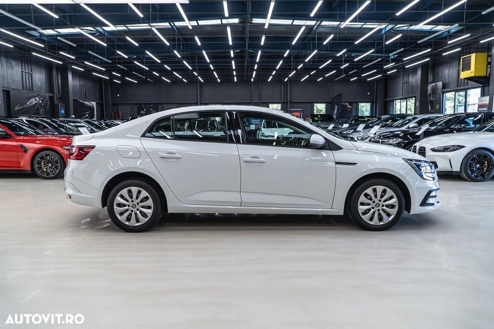 Renault Megane TCE 114 GPF Zen - 20