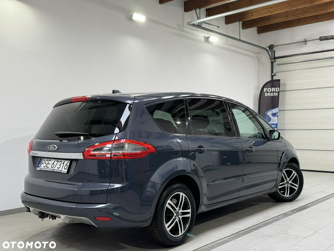 Ford S-Max - 9