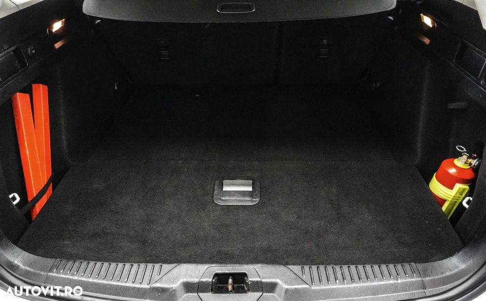 Ford Focus 1.5 EcoBlue Titanium Business - 25