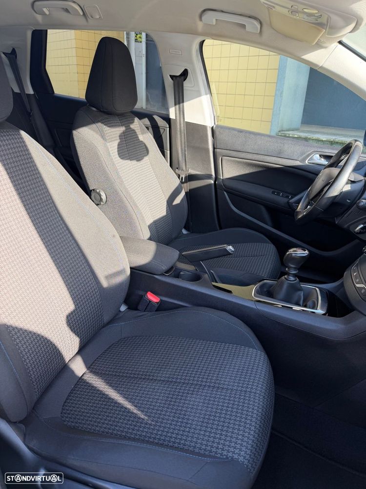 Peugeot 308 SW 1.5 BlueHDi Style J17 - 28