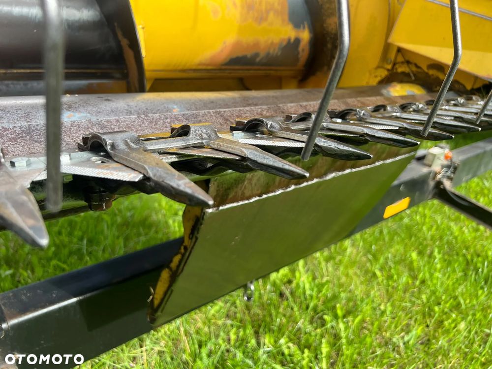 New Holland L520 - 7