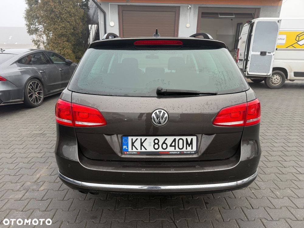 Volkswagen Passat 2.0 TDI Comfortline DSG - 6