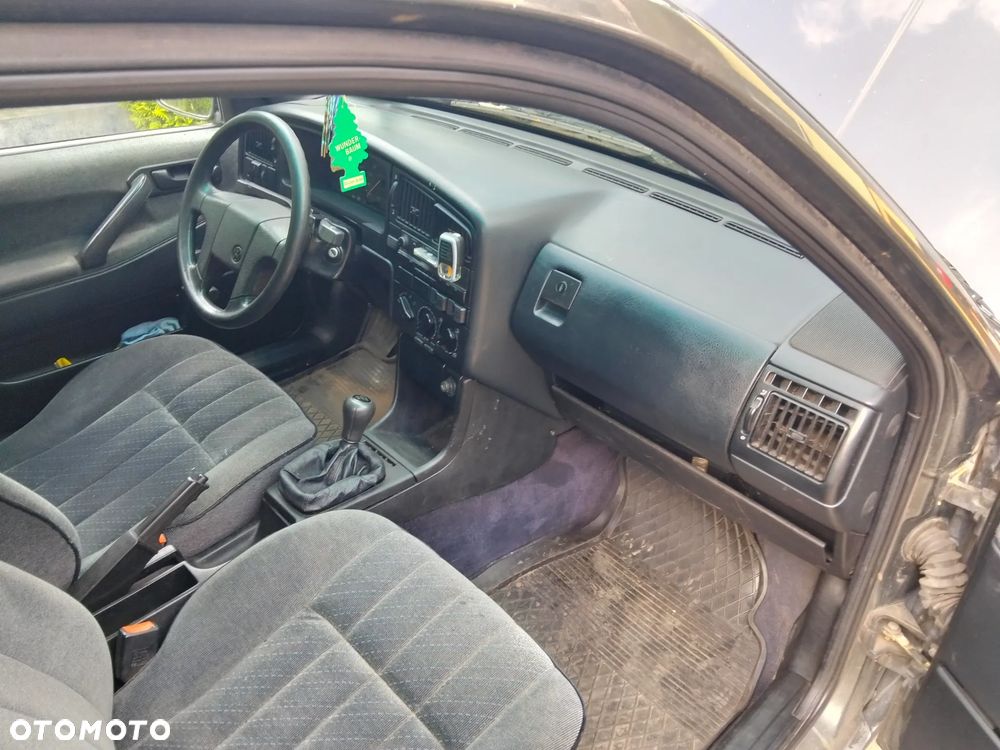 Volkswagen Passat - 9