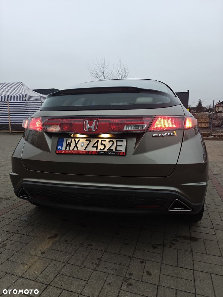 Honda Civic 1.8i-VTEC Executive - 2