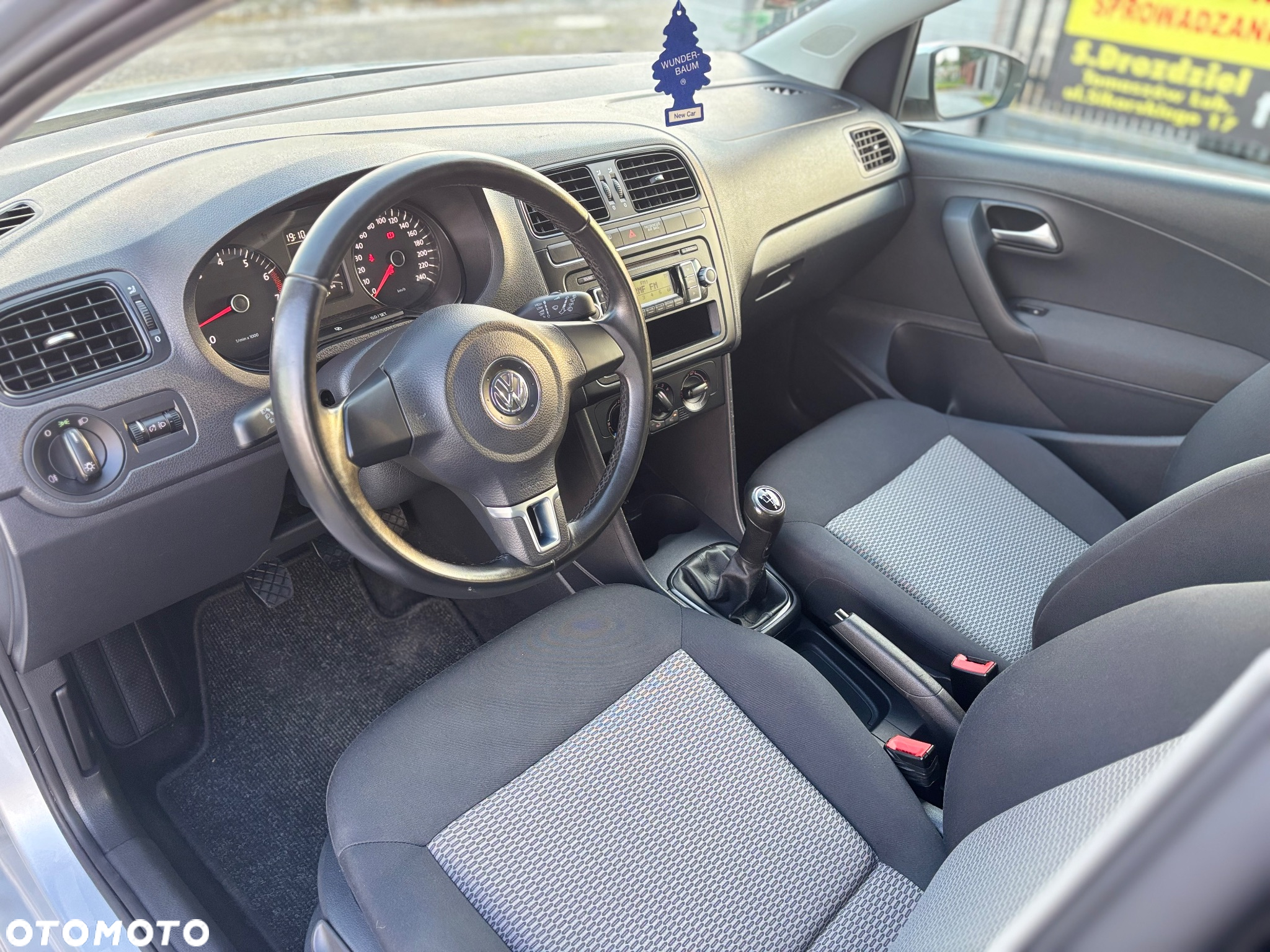 Volkswagen Polo - 6