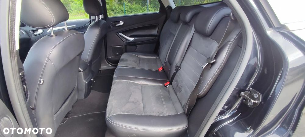 Ford Mondeo - 15