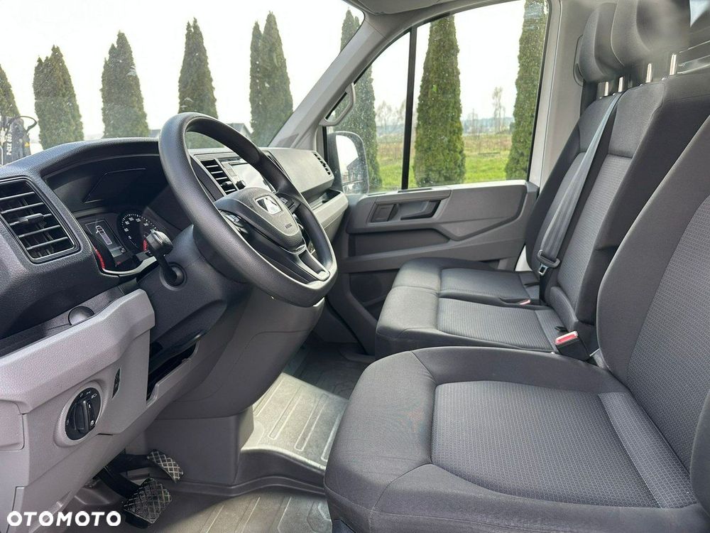 Volkswagen Crafter - 13