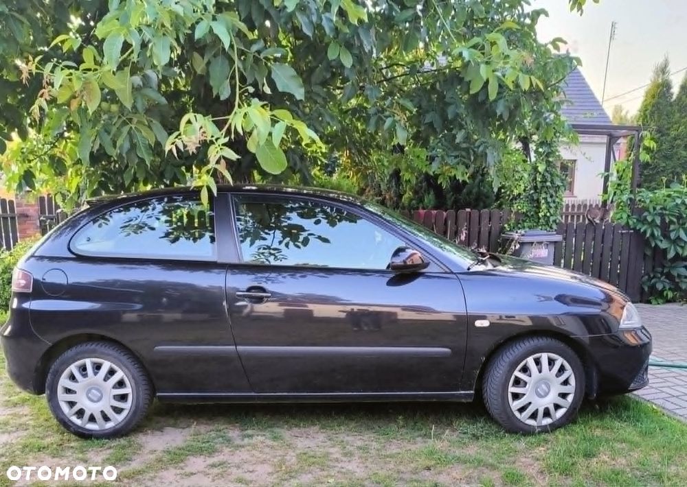 Seat Ibiza 1.4 16V Reference - 1