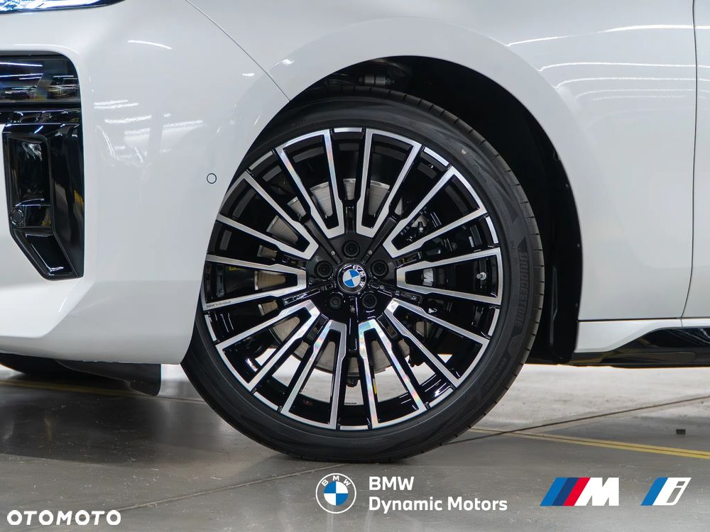 BMW Seria 7 740d xDrive - 10