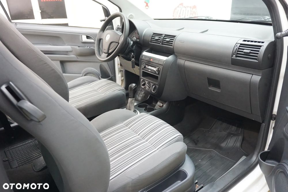 Volkswagen Fox 1.2 - 21
