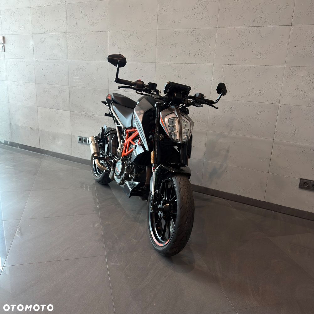 KTM Duke 125 - 4