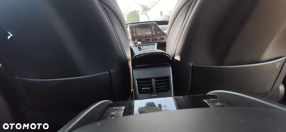 Toyota Mirai Advanced - 12