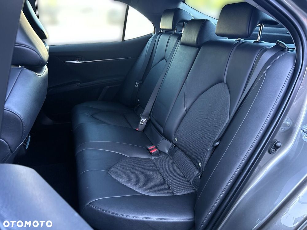 Toyota Camry 2.5 Hybrid Executive CVT - 15