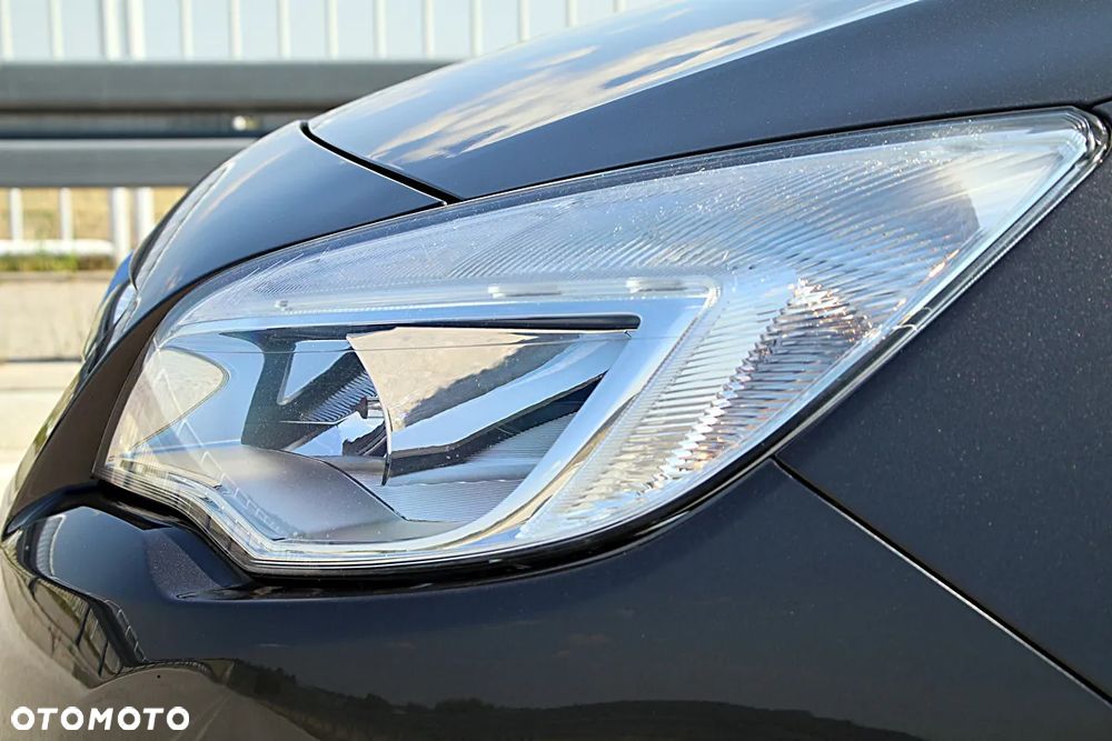 Opel Astra 1.6 Edition Sport - 33