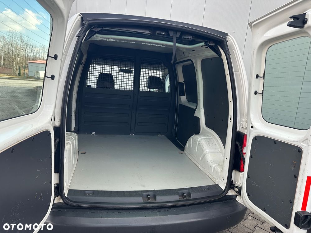 Volkswagen Caddy - 11
