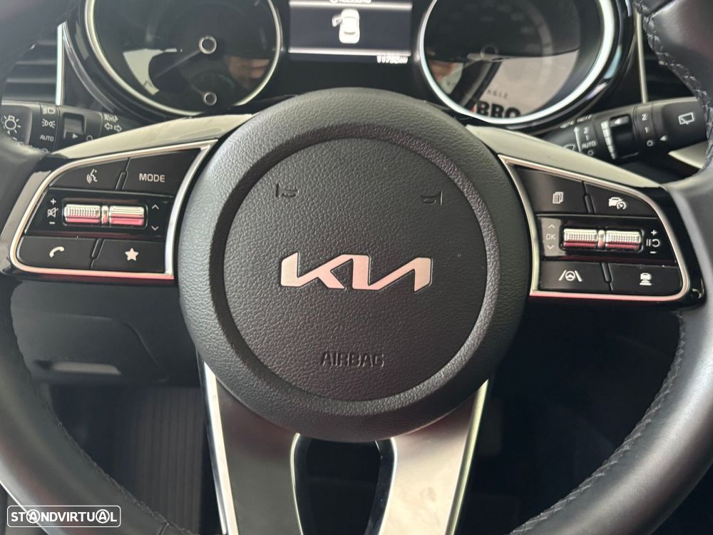 Kia XCeed 1.6 GDi PHEV Drive - 14