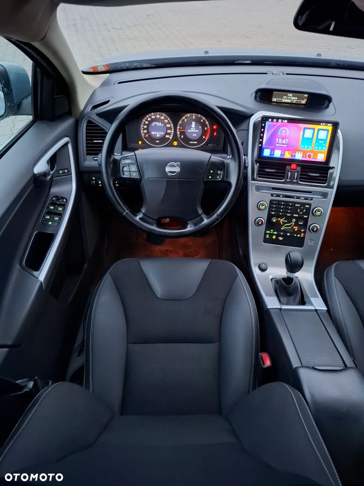 Volvo XC 60 2.4D AWD - 17