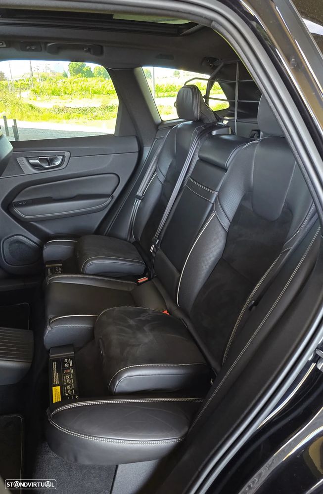 Volvo XC 40 - 22
