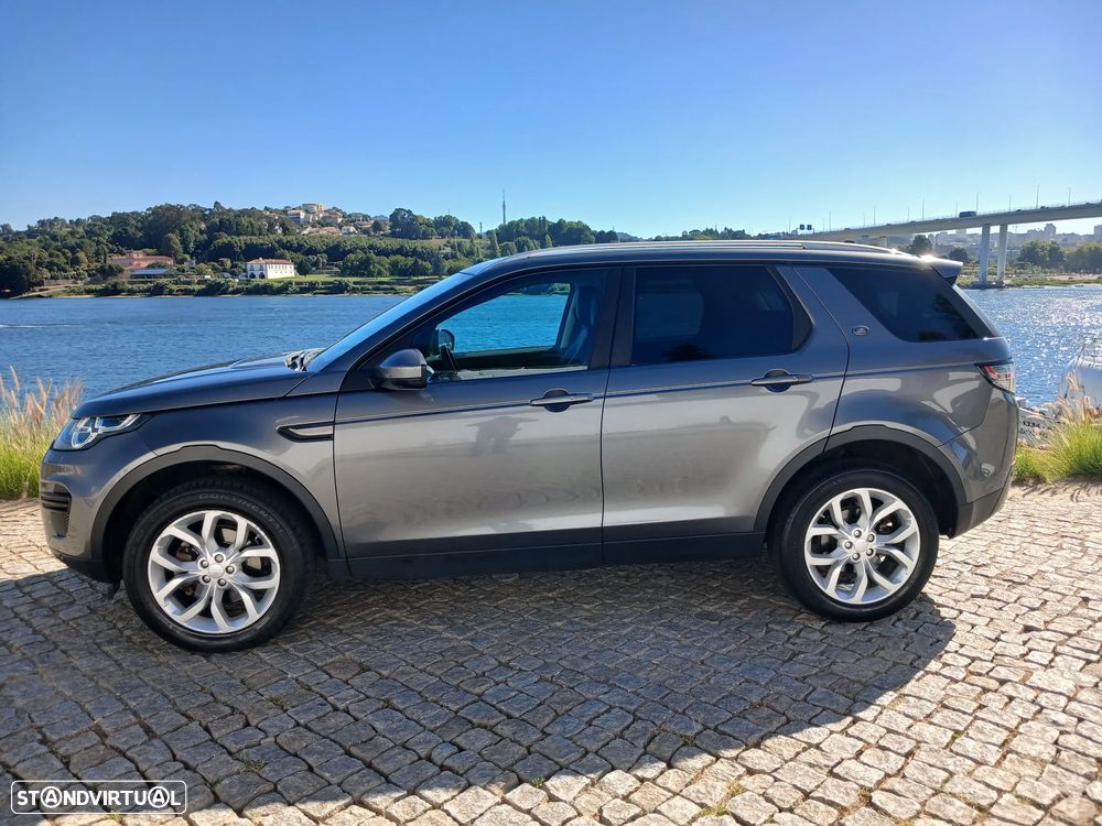 Land Rover Discovery Sport 2.0 TD4 HSE Luxury 7L Auto — fotografia 49
